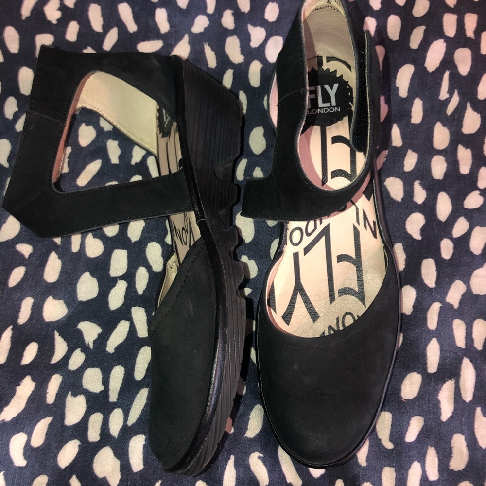 Everyday wear clog shoes